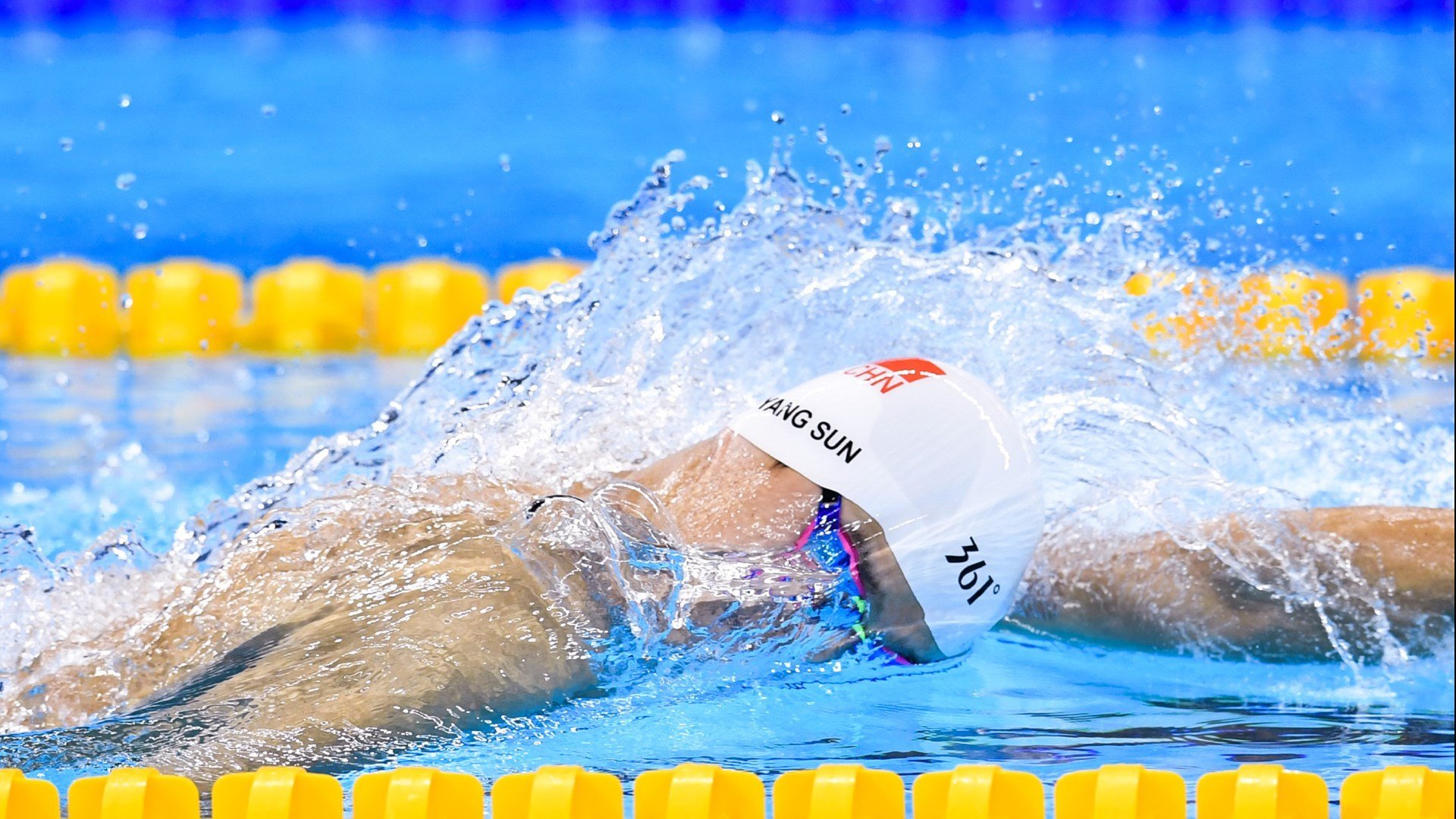 Uzi代表澳大利亚队势不可挡，惊艳表现引爆全球热议！Uzi率澳大利亚队惊艳全球，势不可挡引爆热议！